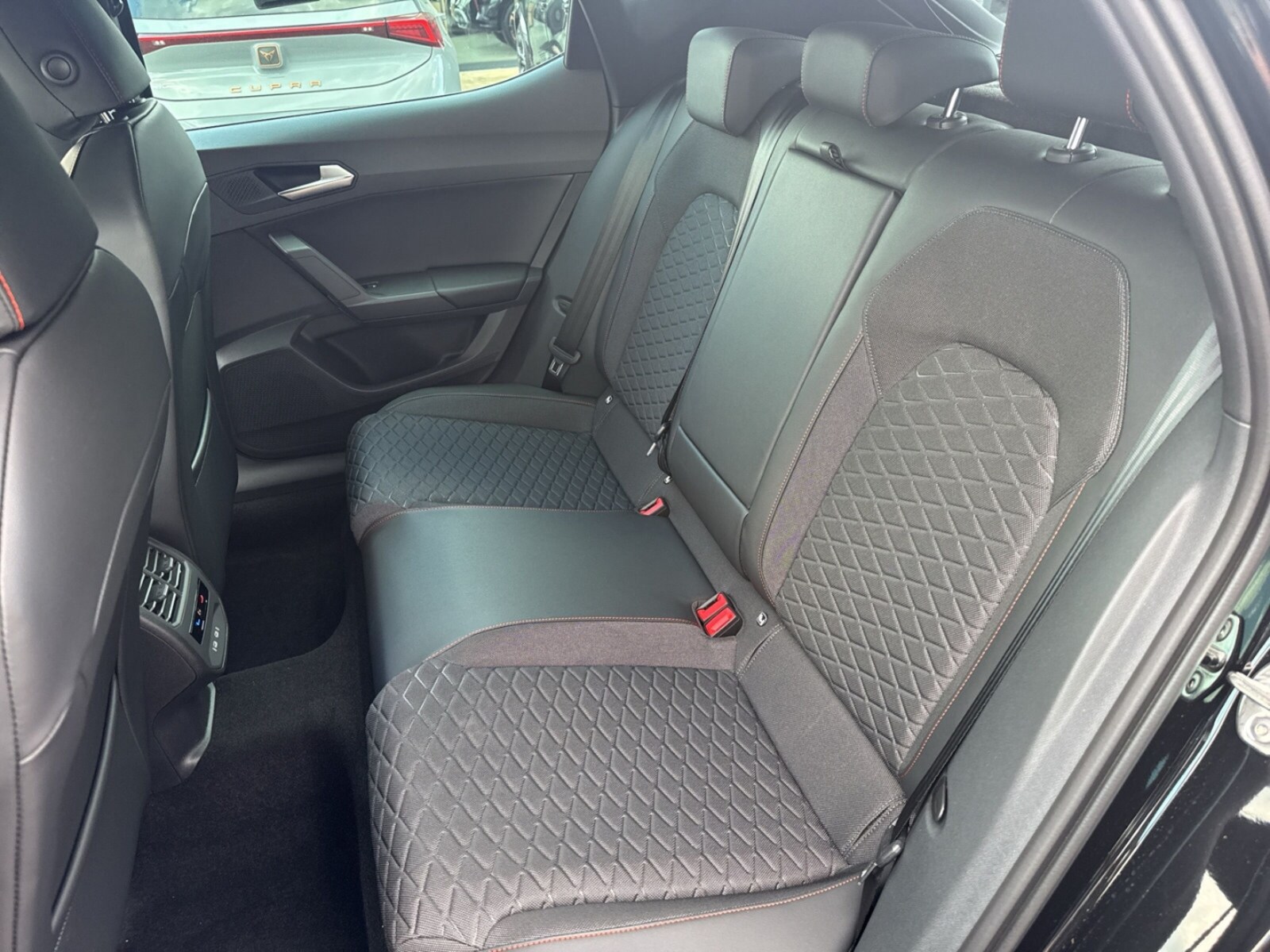 SEAT Leon – Bild 8