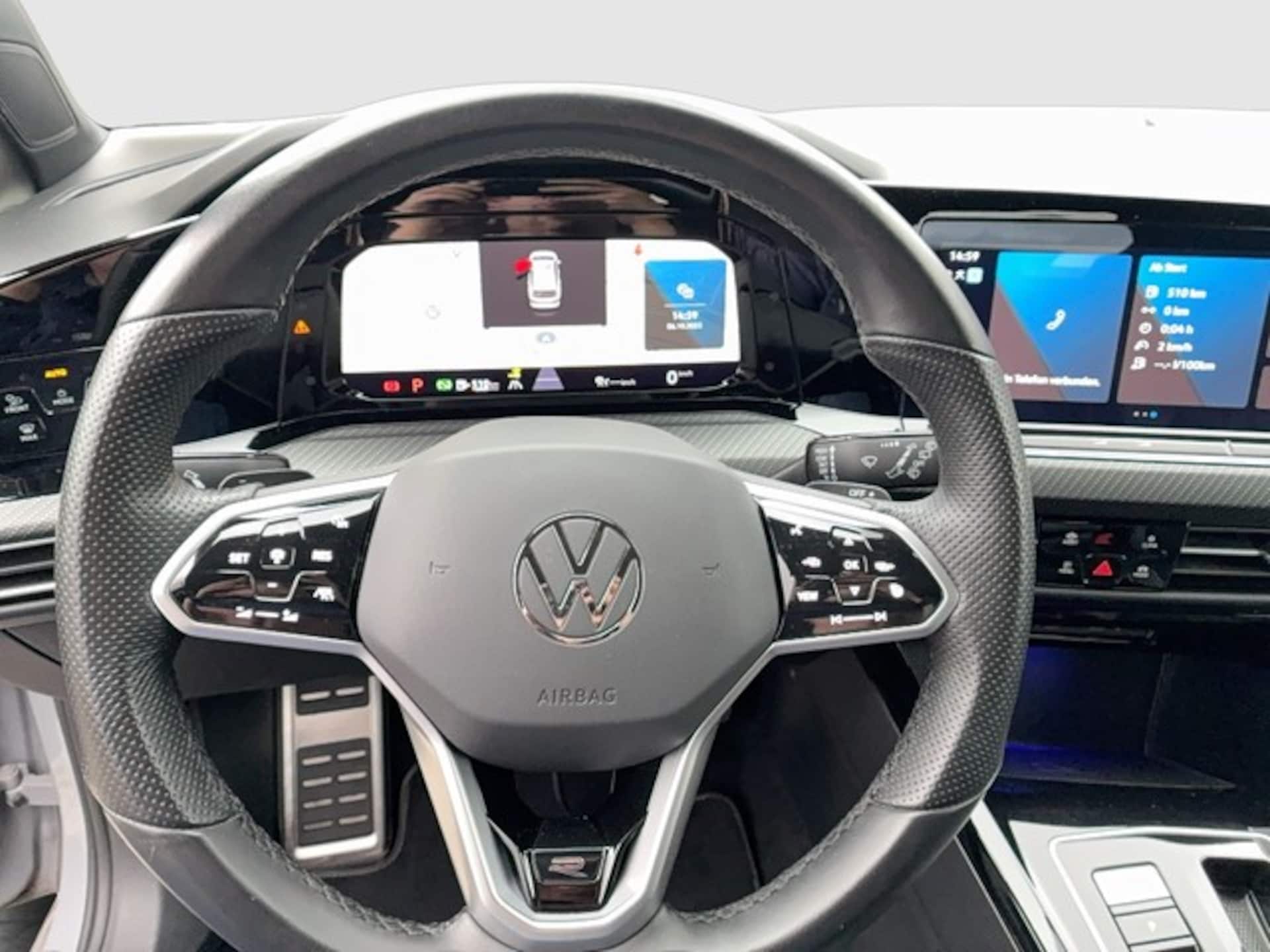 Volkswagen Golf Variant R-Line