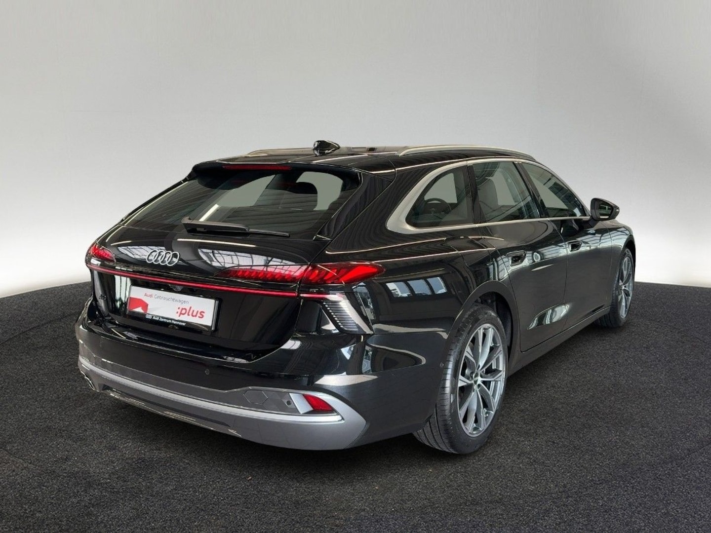Bild über Audi A6 Avant TDI 150 kW S tronic - für weitere Informationen kontaktieren Sie den Audi Partner