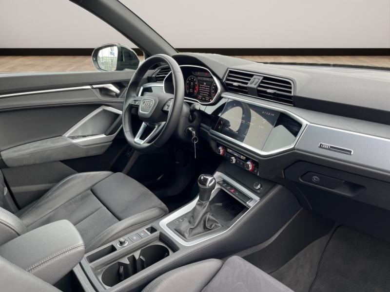 Image about Audi Q3 Design Luxe 35 TFSI 110 kW (150 ch) S tronic