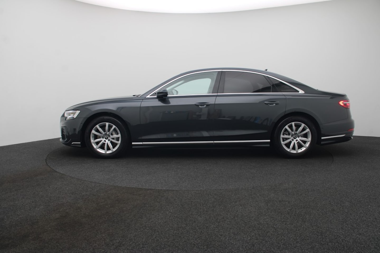 Bild über Audi A8 50 TDI quattro tiptronic - für weitere Informationen kontaktieren Sie den Audi Partner