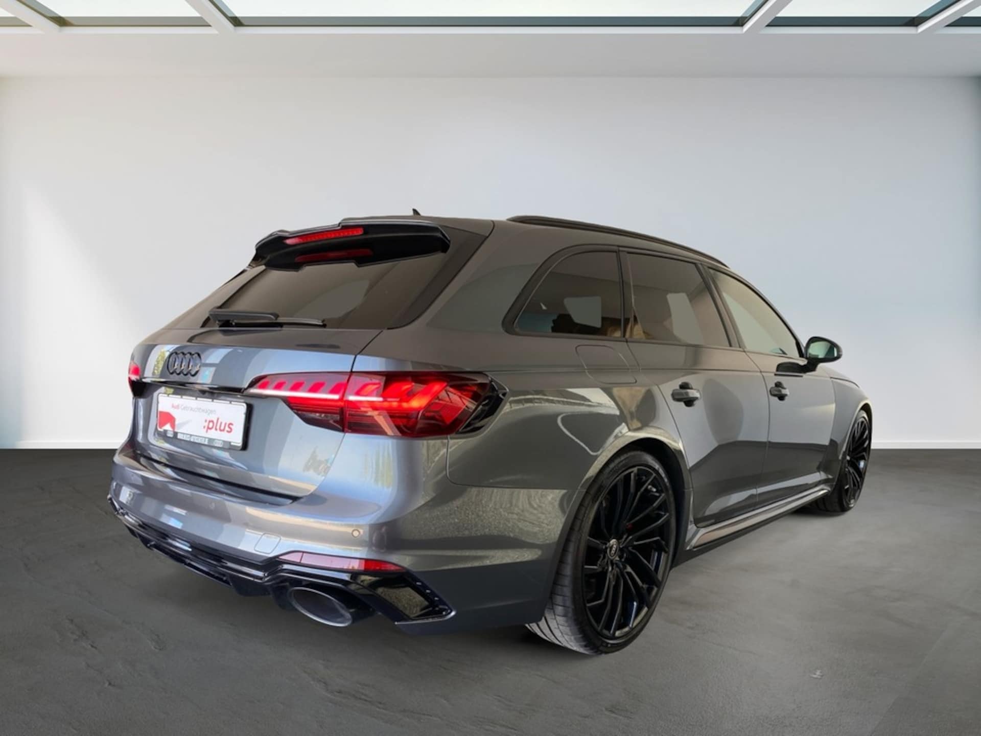 Audi RS 4 Avant