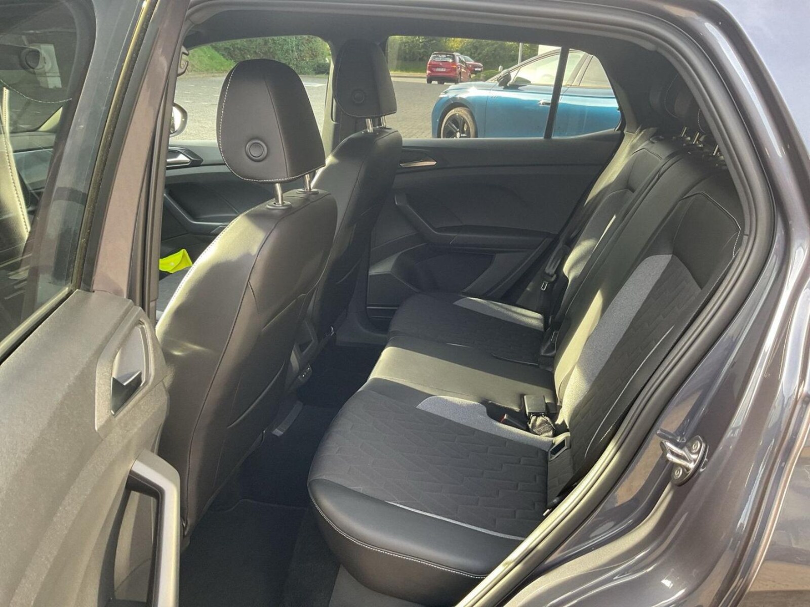 Volkswagen T-Cross – Bild 10