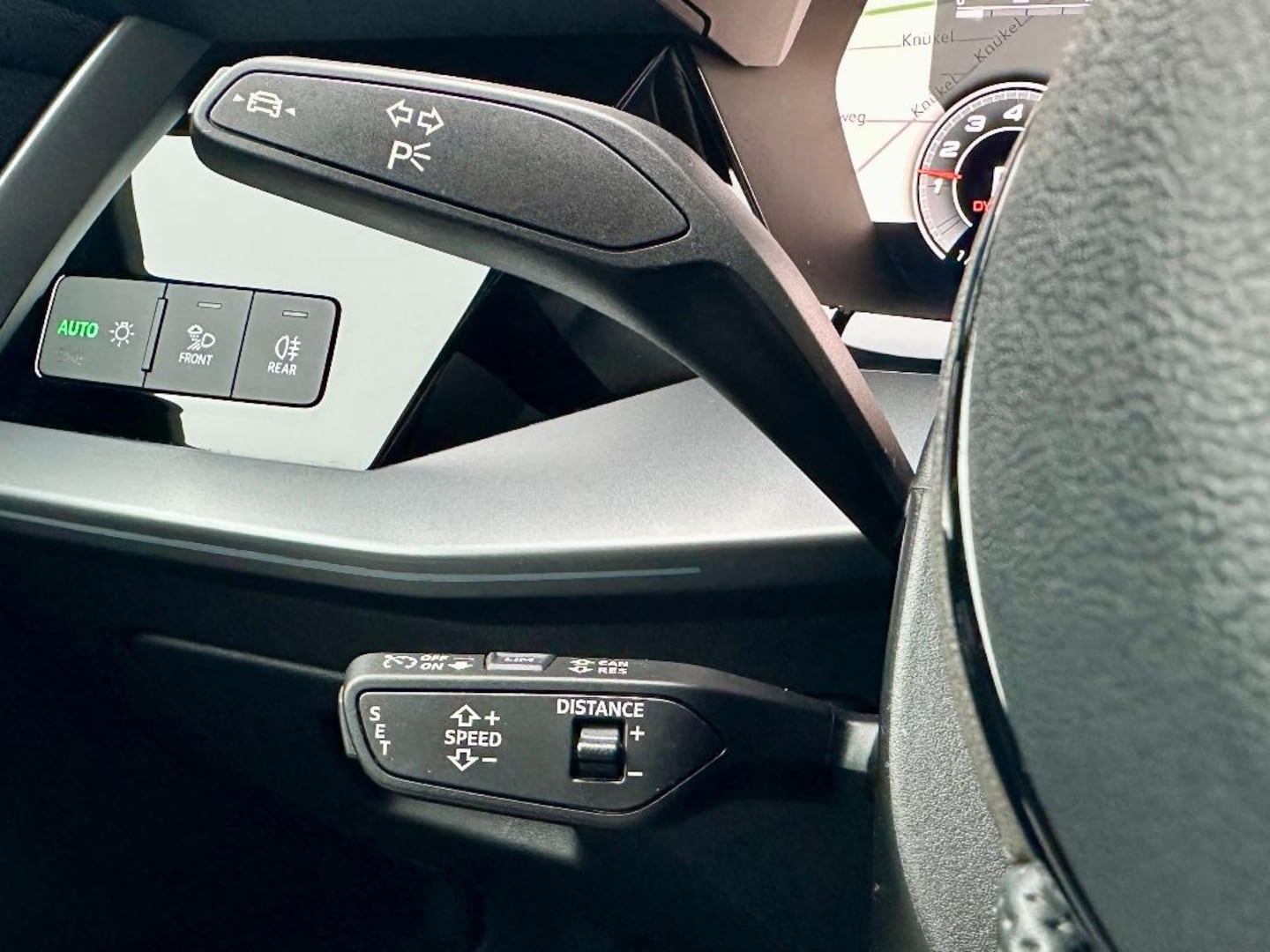 Bild über Audi S3 Sportback TFSI quattro S tronic - für weitere Informationen kontaktieren Sie den Audi Partner