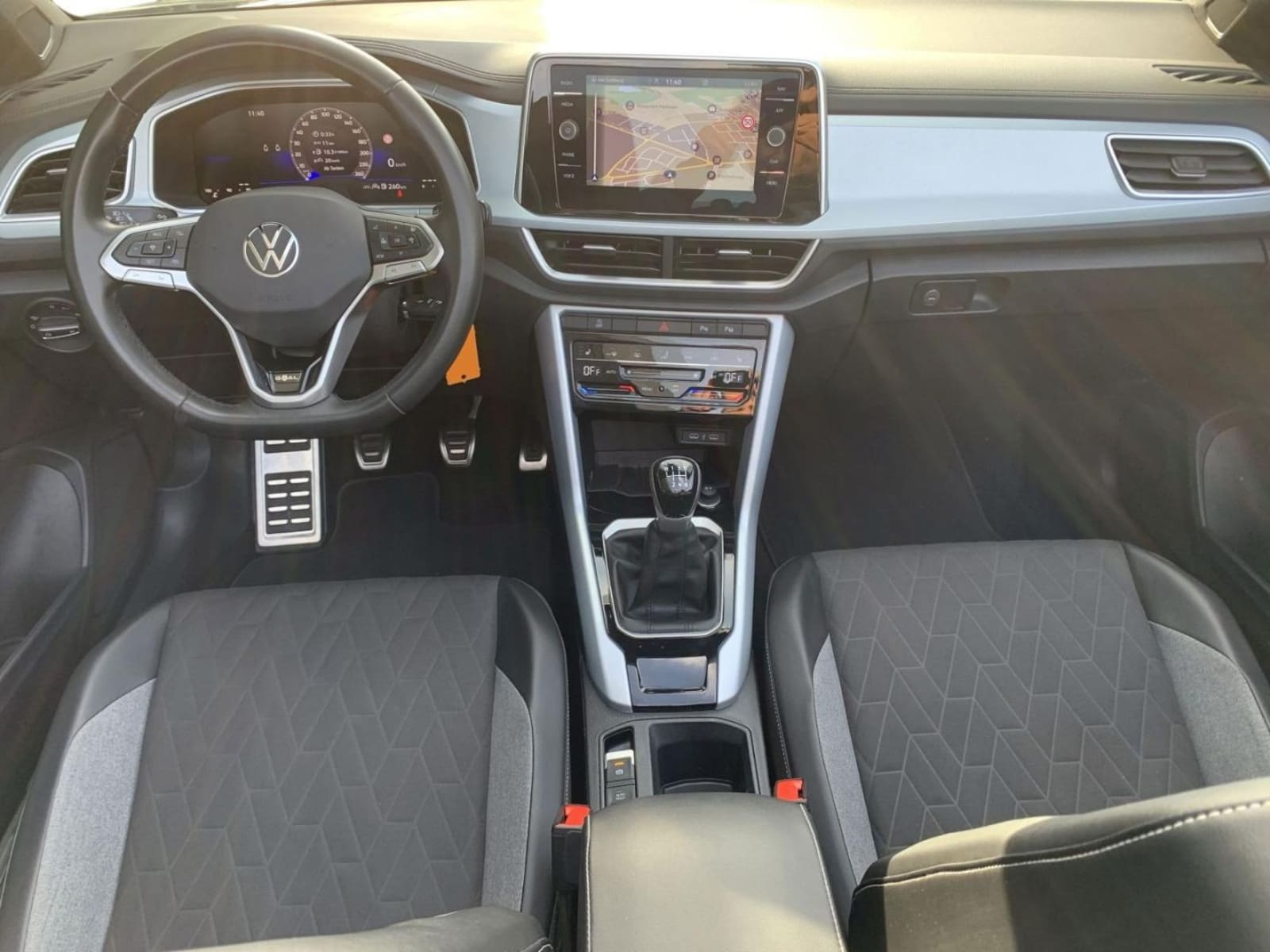 Volkswagen T-Roc Cabriolet – Bild 15