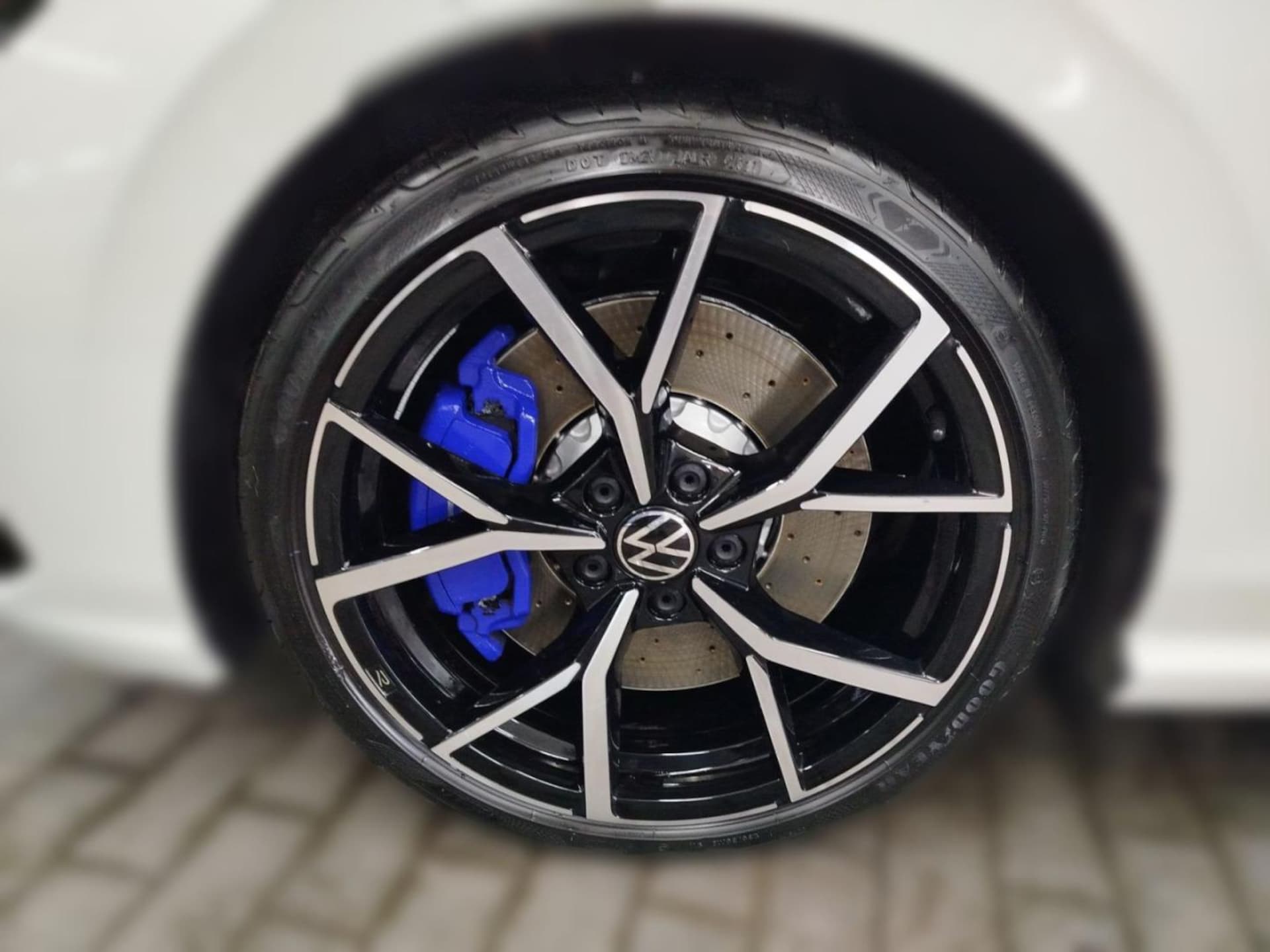 Volkswagen Golf R