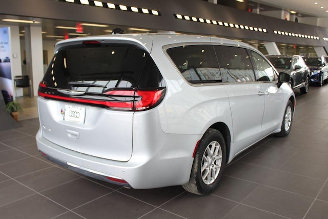 2024 Chrysler Pacifica