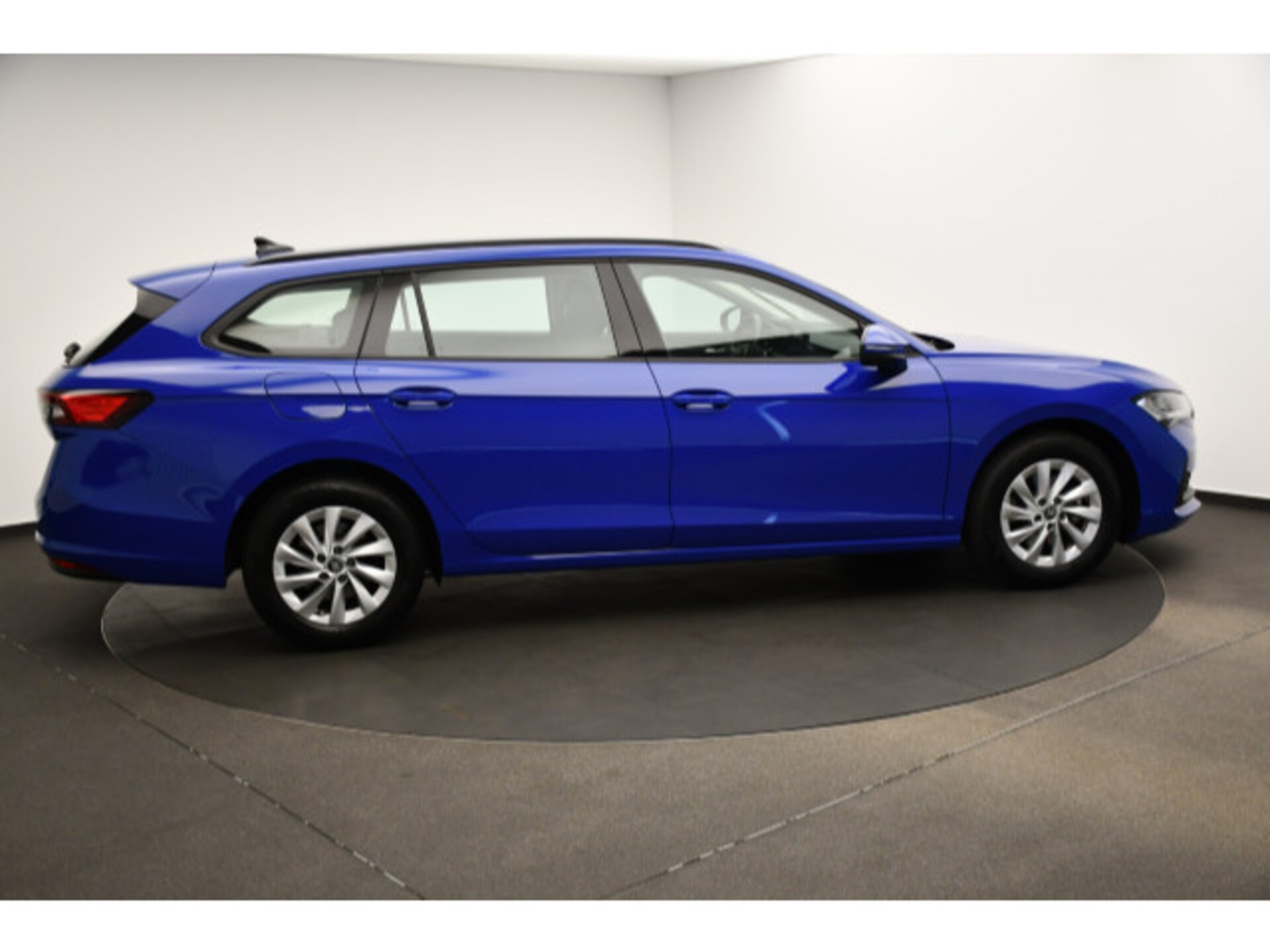 Skoda Superb Combi Essence