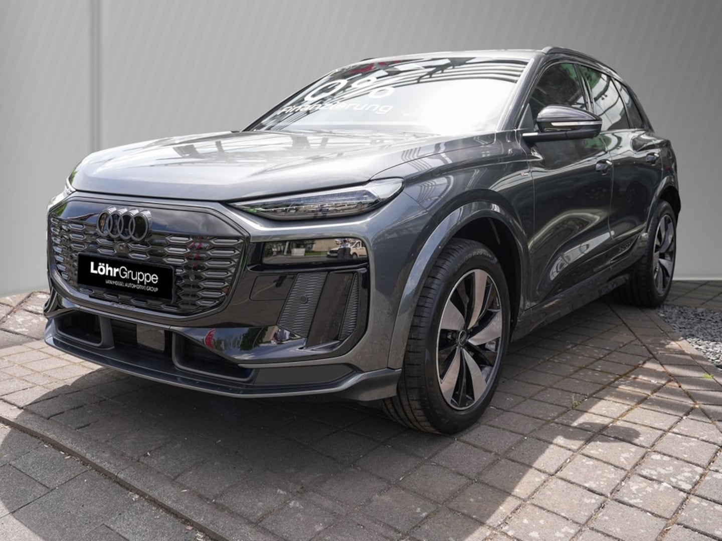 Bild über Audi Q6 SUV e-tron S line business e-tron quattro 315 kW - für weitere Informationen kontaktieren Sie den Audi Partner