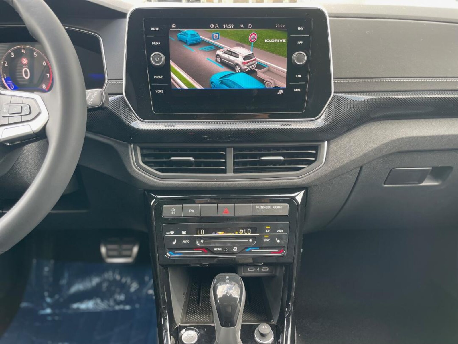 Volkswagen T-Cross – Bild 11