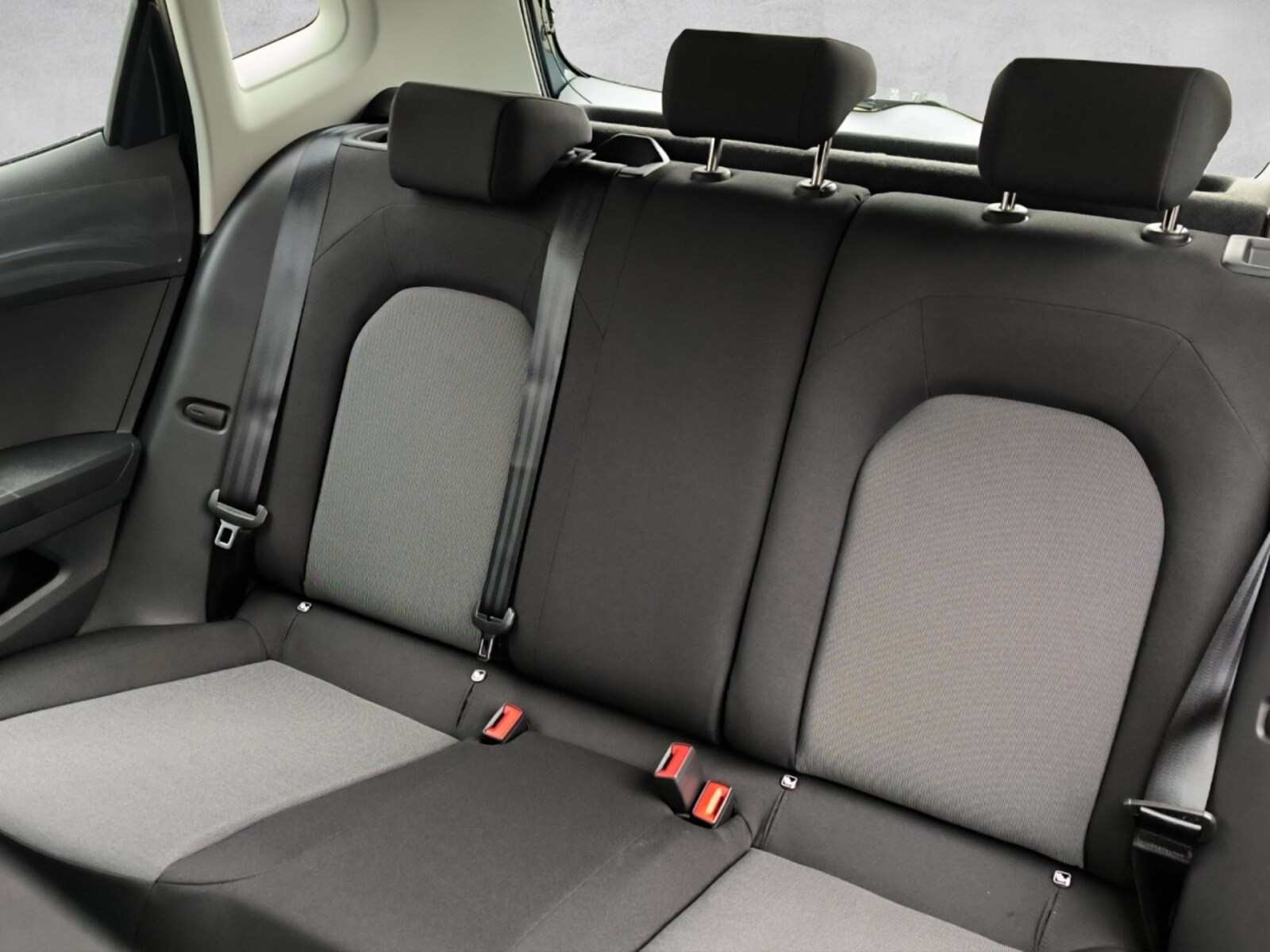 SEAT Arona – Bild 12