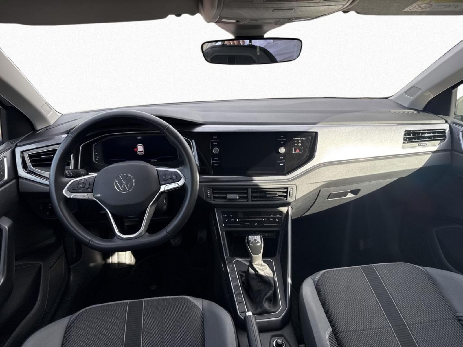 Volkswagen Polo – Bild 11