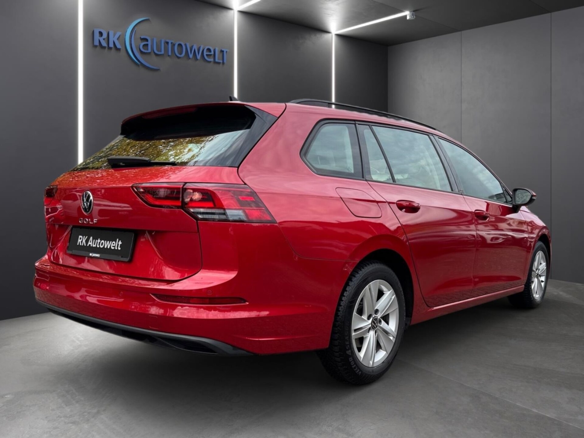 Volkswagen Golf Variant Life