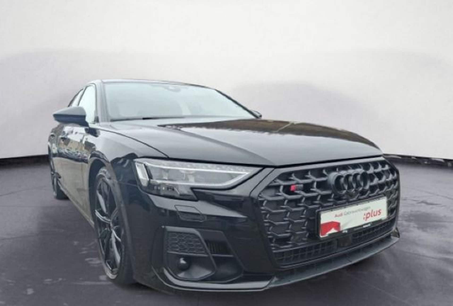 Audi S8