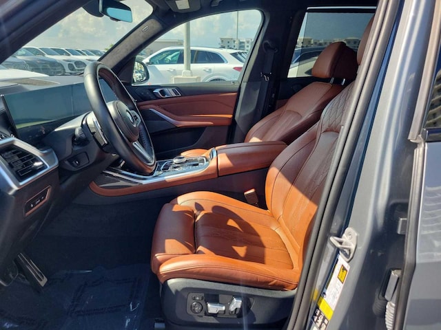 2024 BMW X7