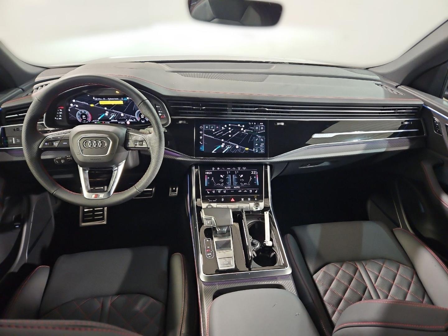Bild über Audi Q8 SUV S line business TDI quattro 210 kW tiptronic - für weitere Informationen kontaktieren Sie den Audi Partner