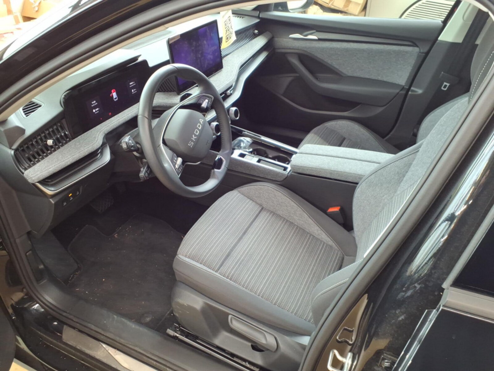 Škoda Superb Combi – Bild 8