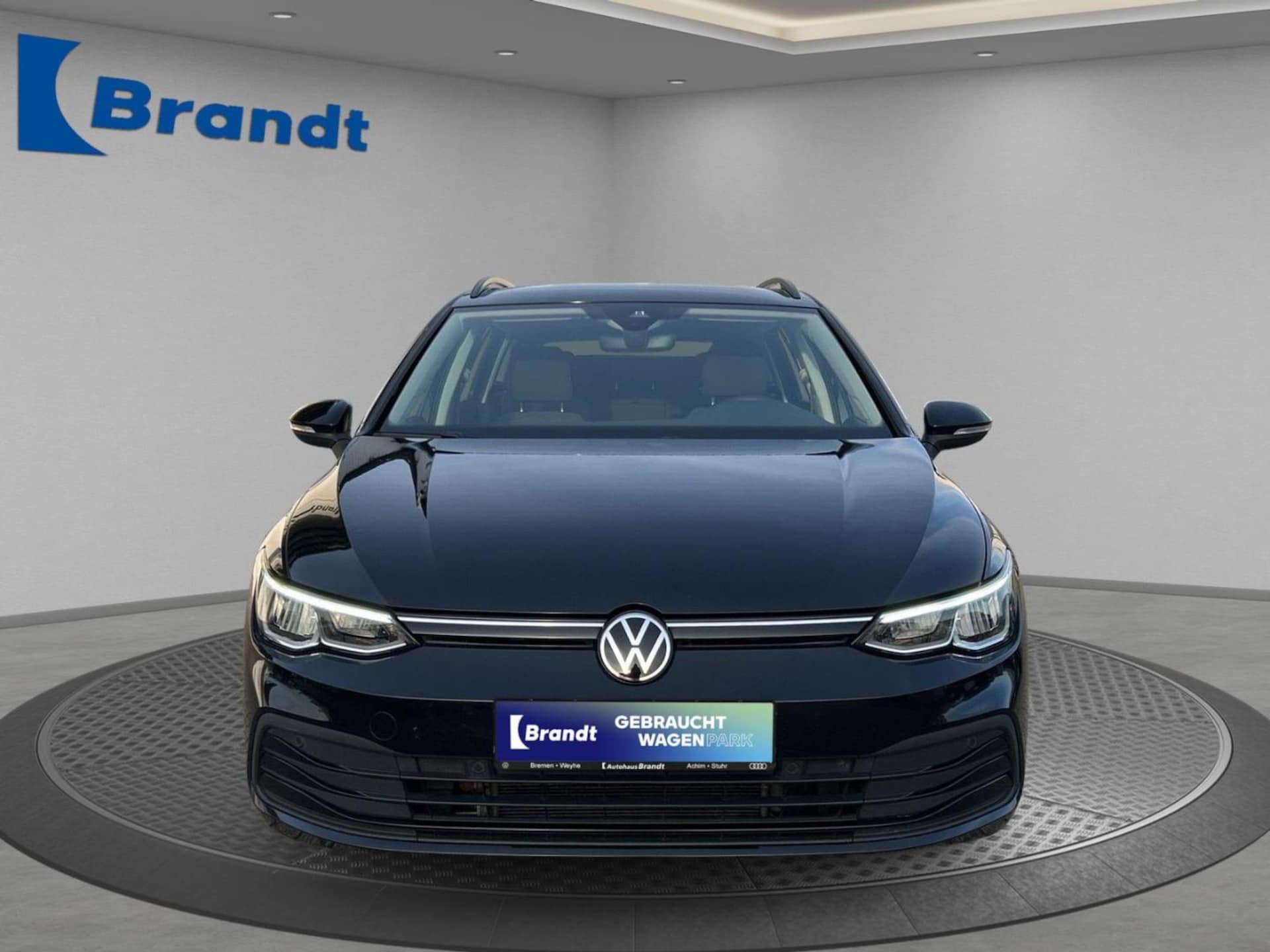 Volkswagen Golf Variant Life