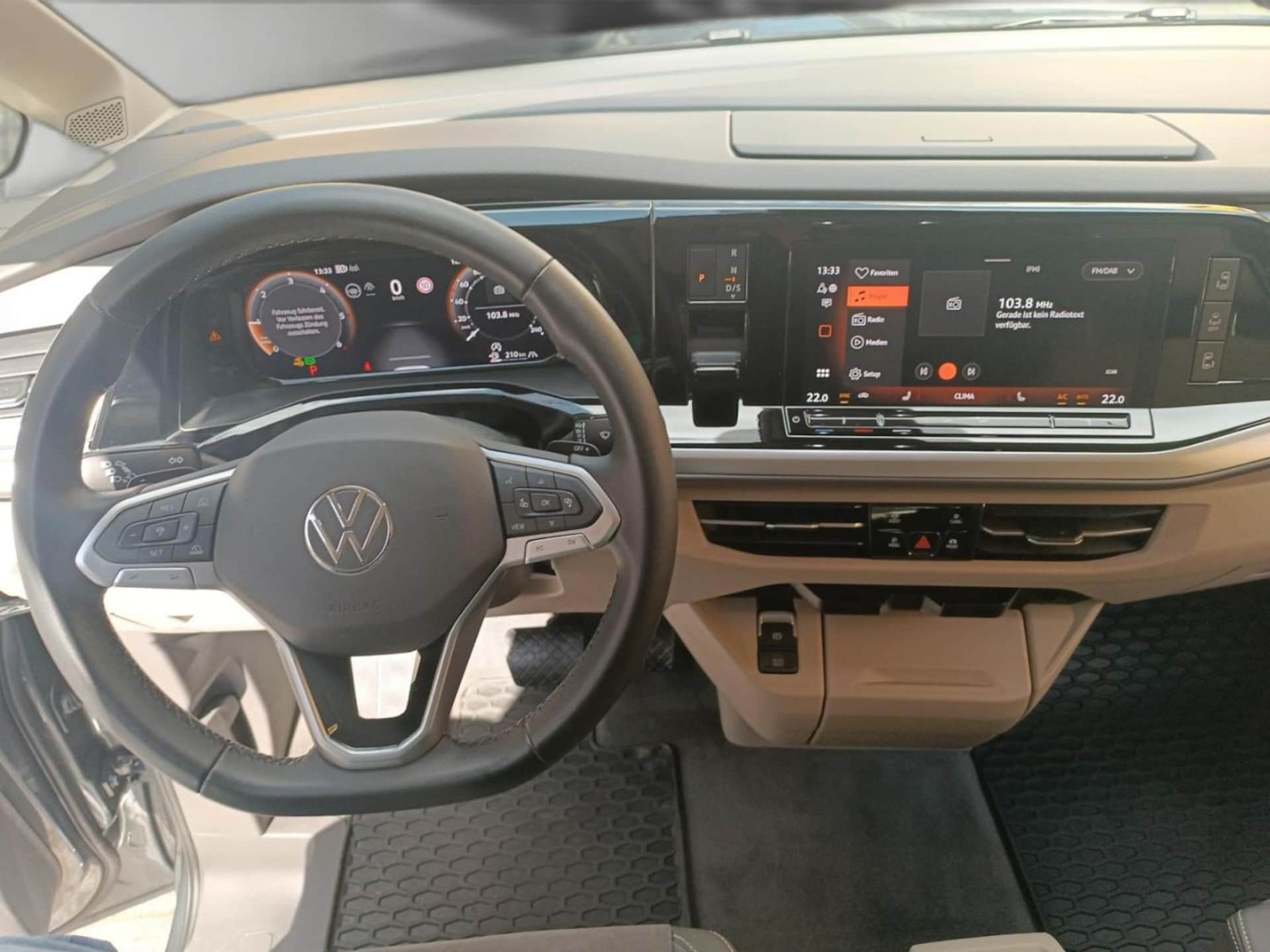 Volkswagen Multivan Life