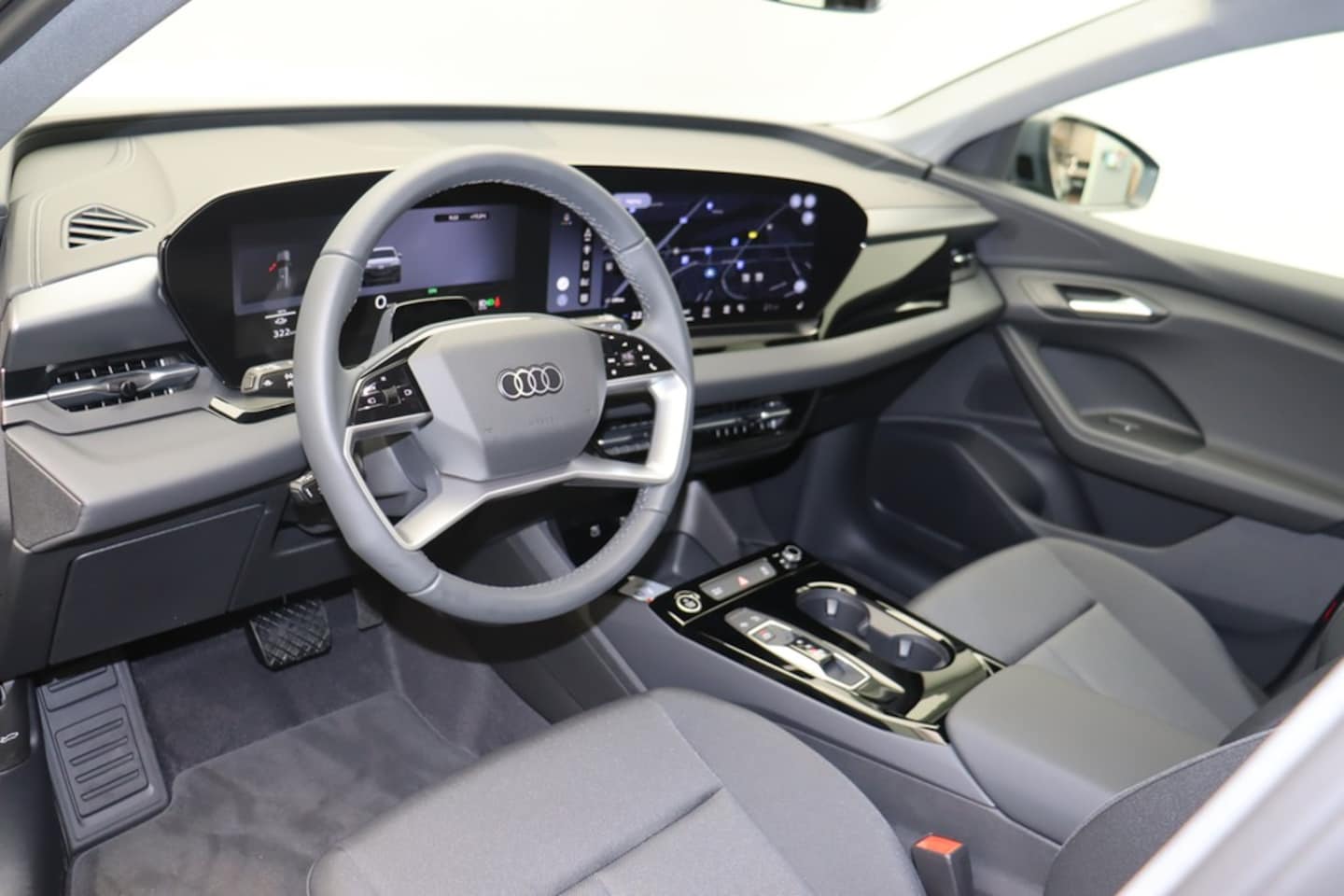 Bild über Audi Q6 SUV e-tron e-tron 185 kW - für weitere Informationen kontaktieren Sie den Audi Partner