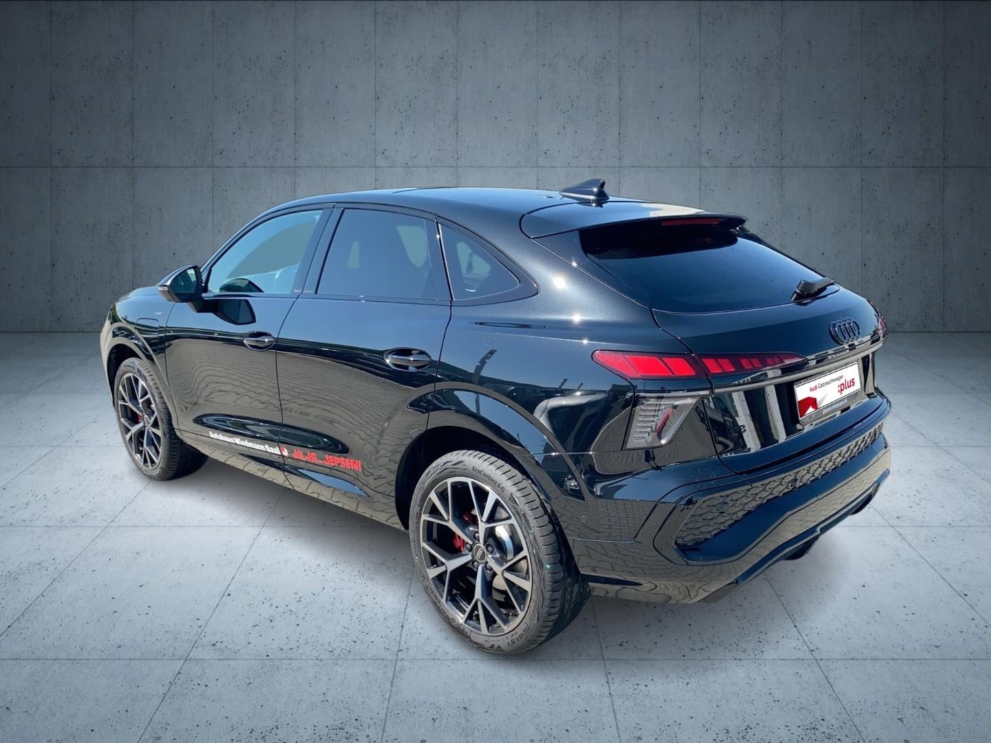 Bild über Audi Q3 Sportback e-hybrid e-hybrid 200 kW S tronic - für weitere Informationen kontaktieren Sie den Audi Partner