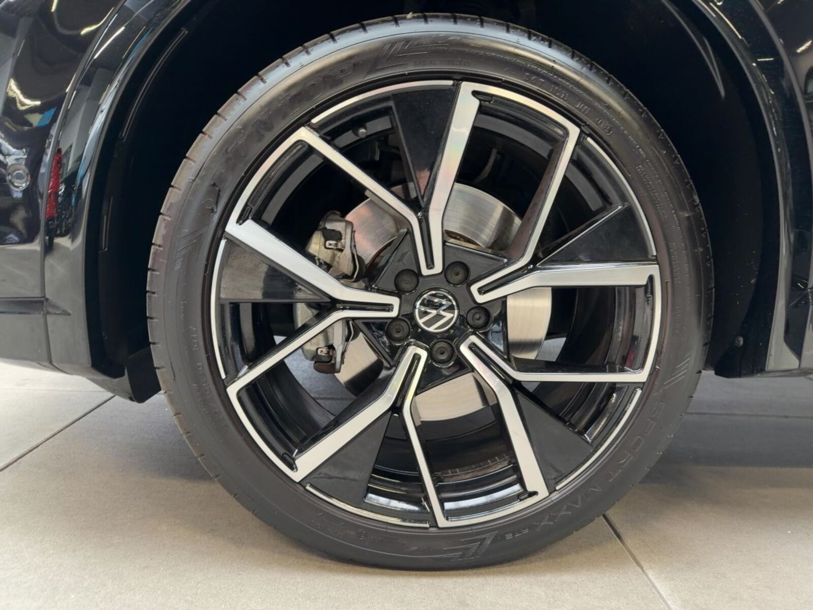 Volkswagen Tiguan – Bild 13