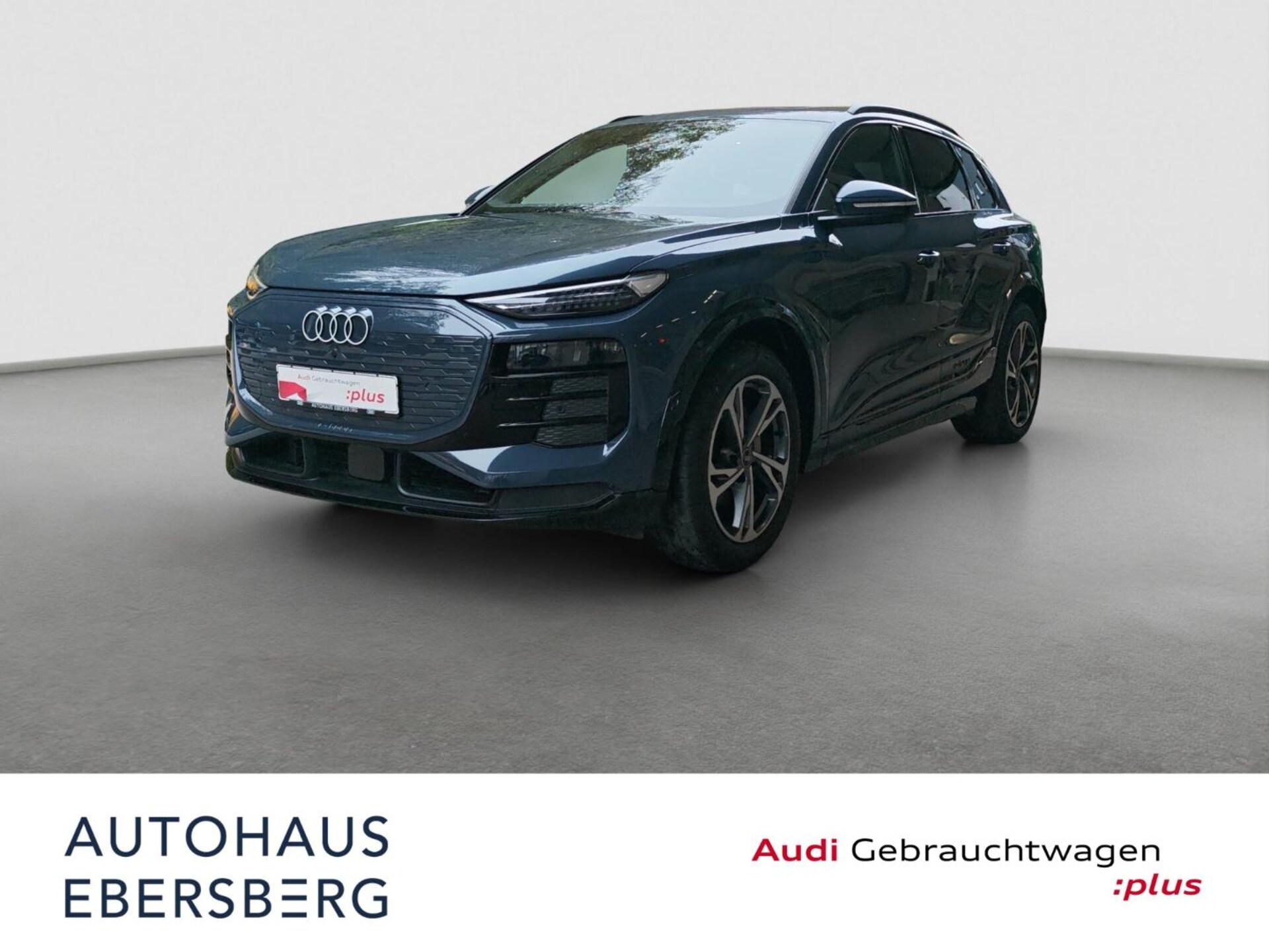 Audi Q6 SUV e-tron 2026