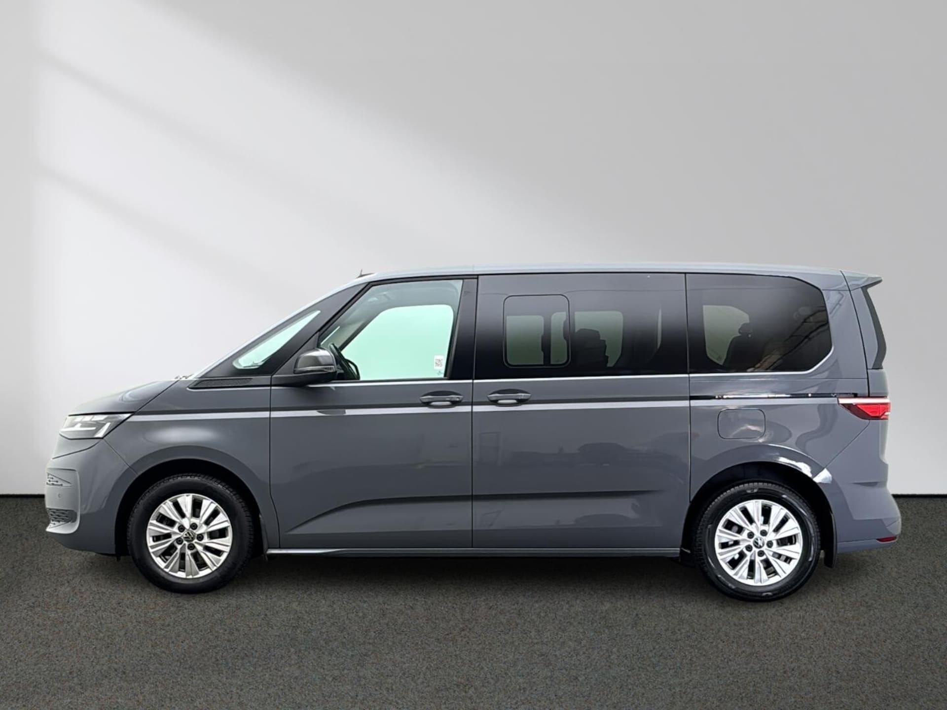 Volkswagen Multivan Basis-Modell