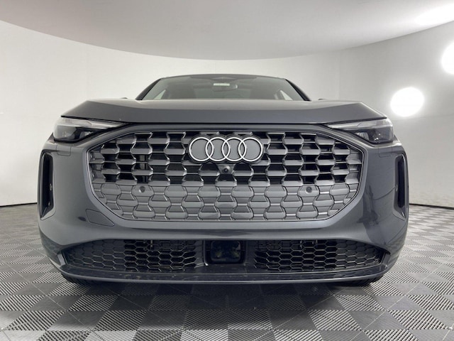 2025 Audi Q5 Premium - Photo 9