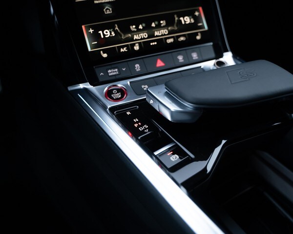 Image about Audi SQ8 Sportback e-tron e-tron quattro