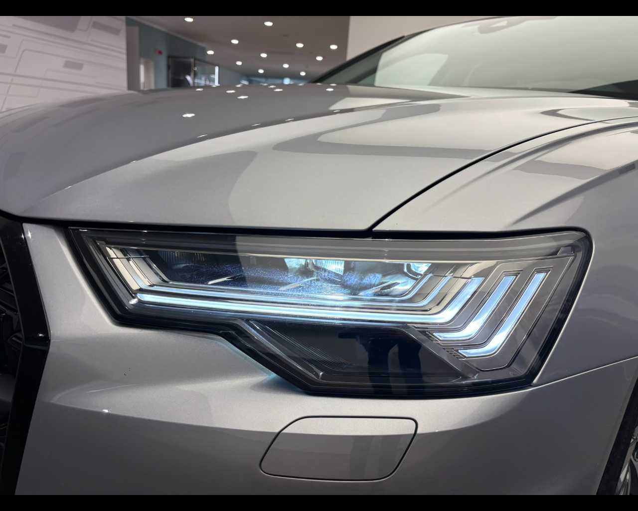 Image about Audi A6 Avant S line edition 40 TDI quattro 150 kW (204 CV) S tronic
