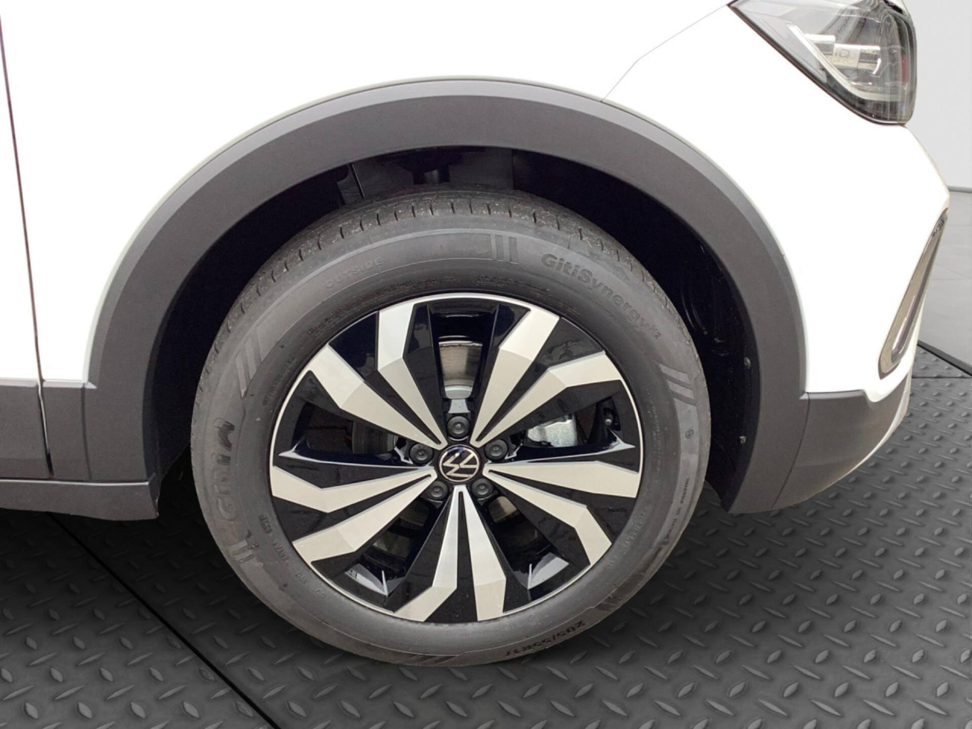 Volkswagen T-Cross Style