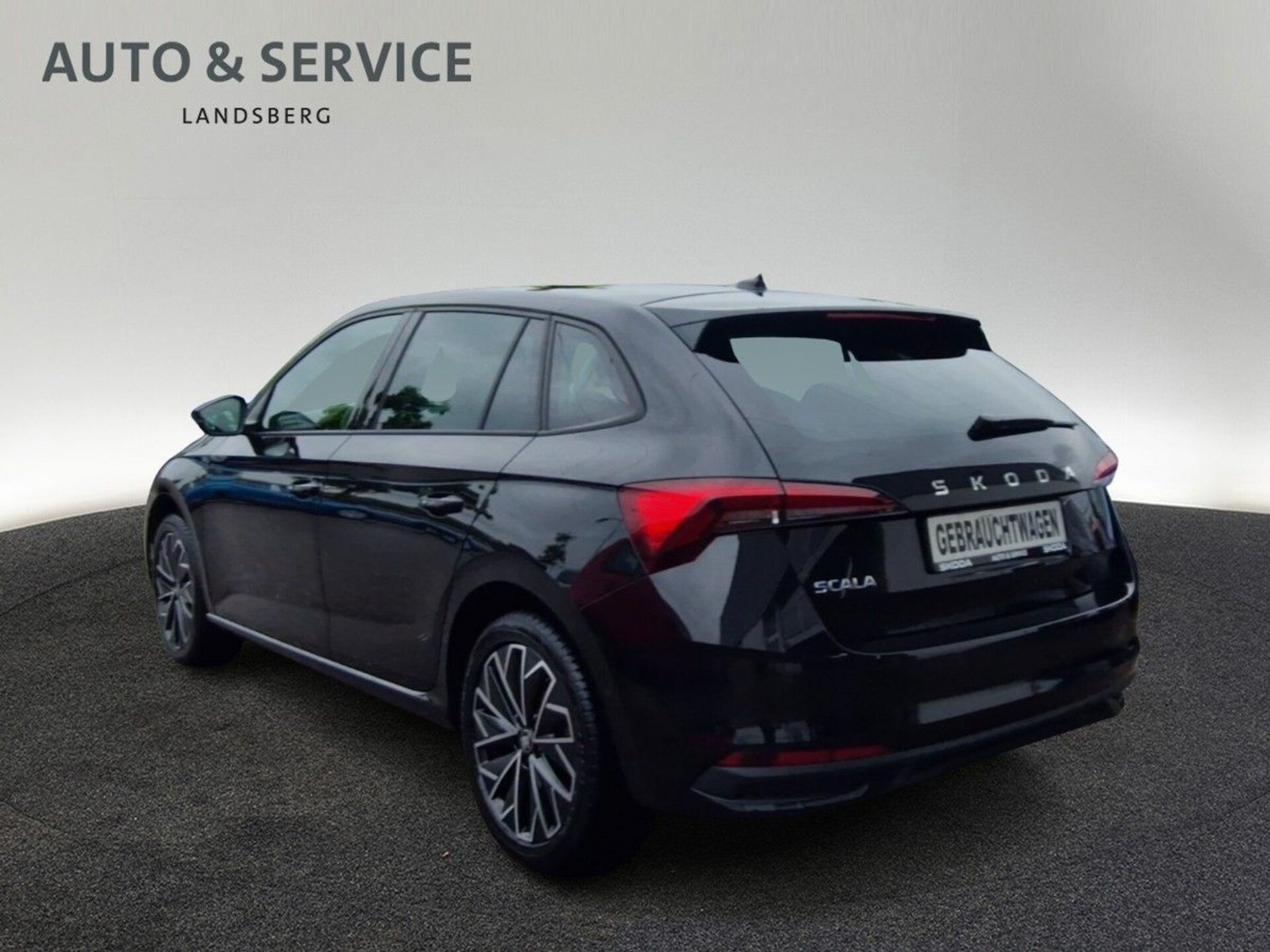 Skoda Scala Tour