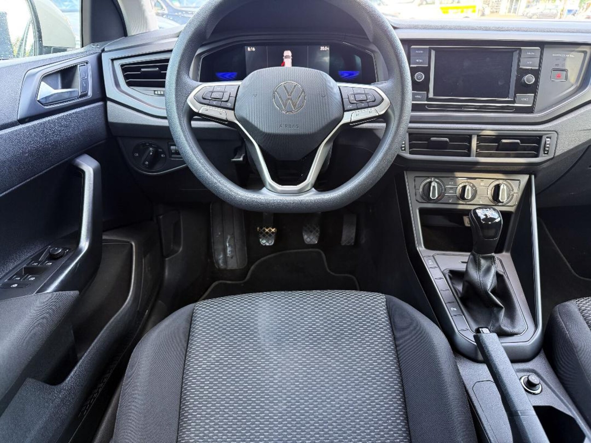 Volkswagen Polo Basis-Modell