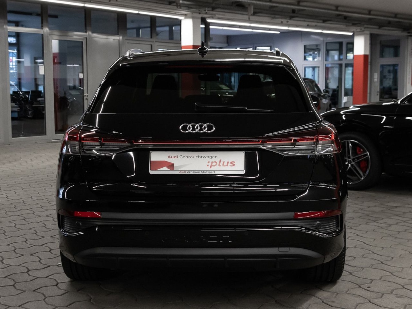 Bild über Audi Q4 e-tron 40 e-tron - für weitere Informationen kontaktieren Sie den Audi Partner