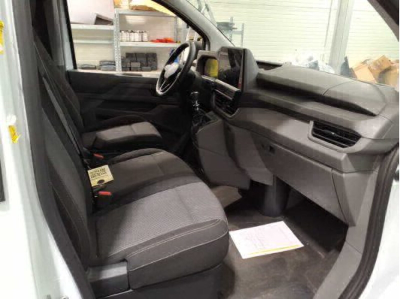 Volkswagen Transporter Kasten langer Radstand – Bild 5