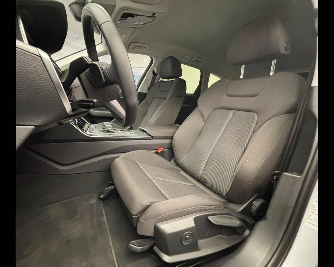 Image about Audi A6 Avant S line edition 40 TDI quattro 150 kW (204 CV) S tronic