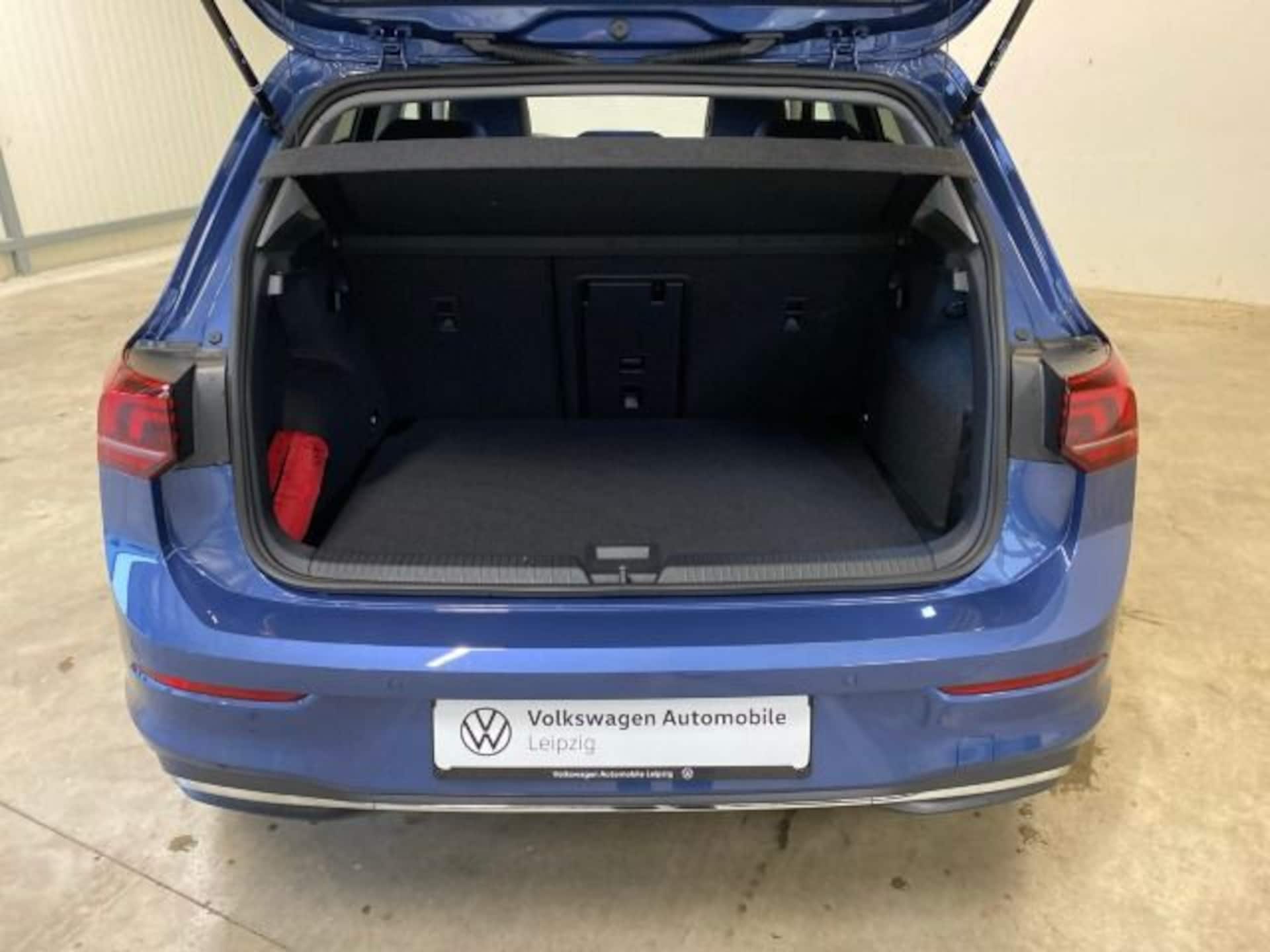 Volkswagen Golf Life