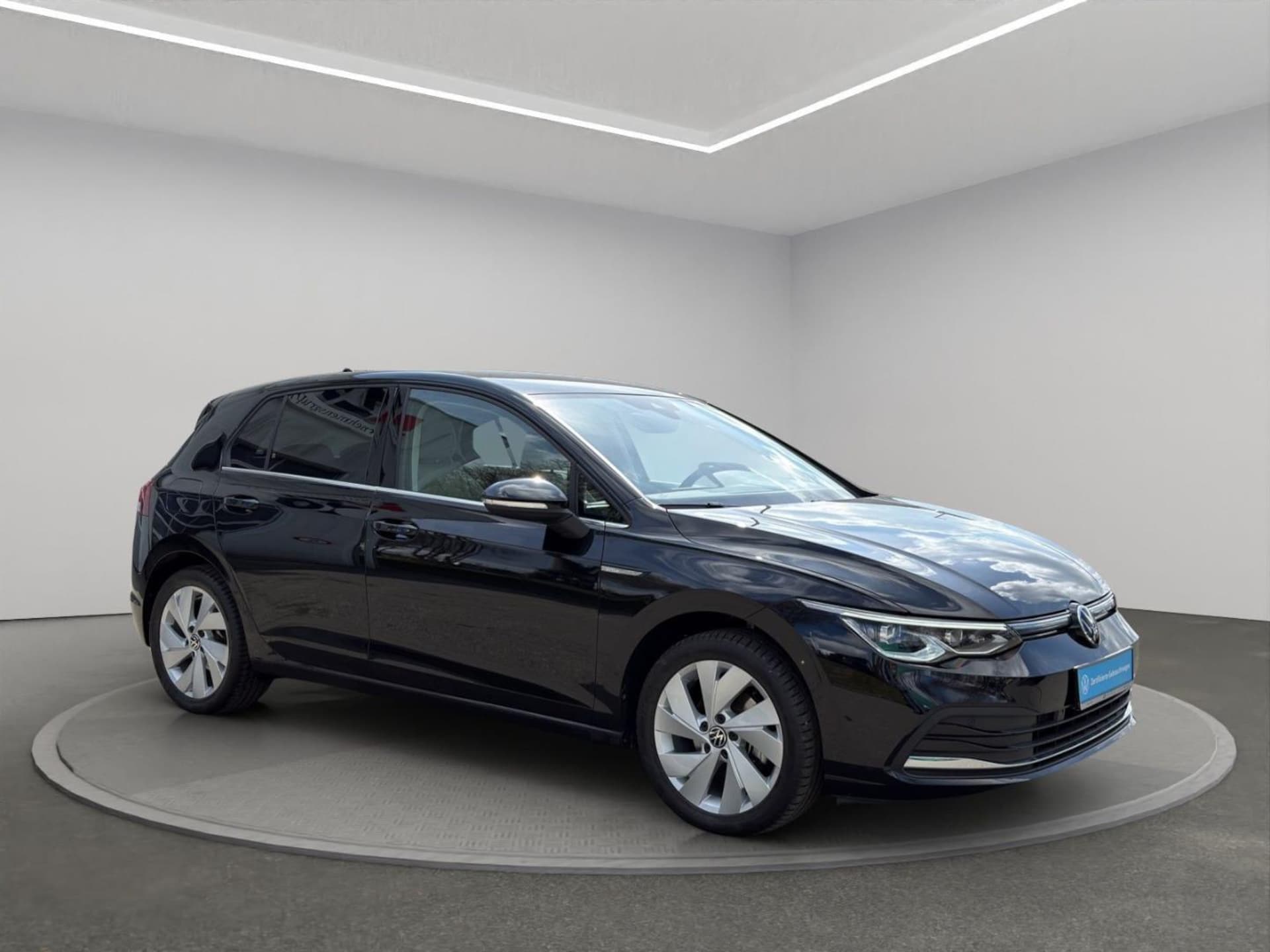 Volkswagen Golf Style