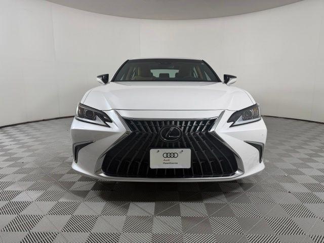 2023 Lexus ES 250