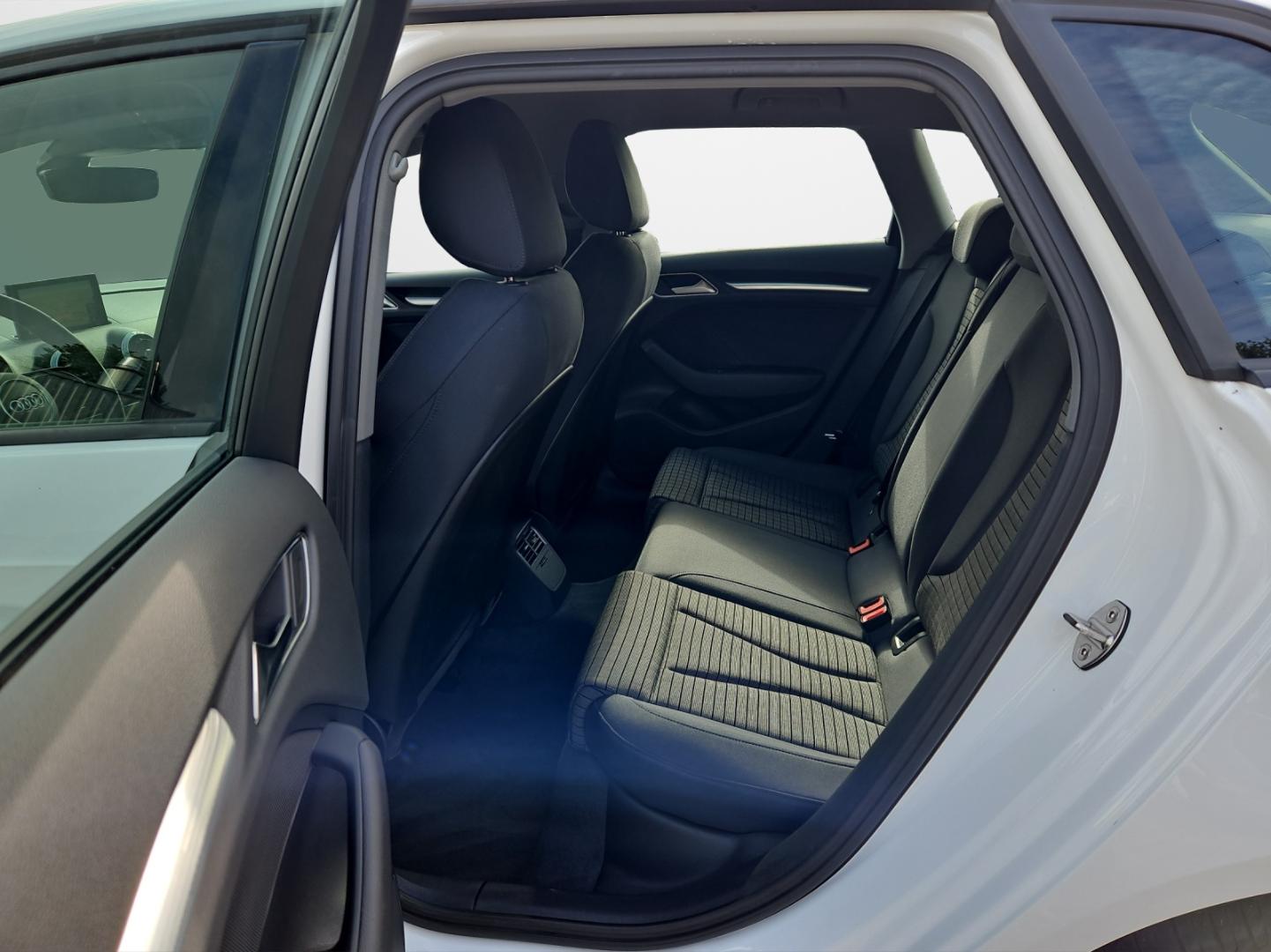 Image about Audi A3 Sportback e-tron sport 40 e-tron S tronic