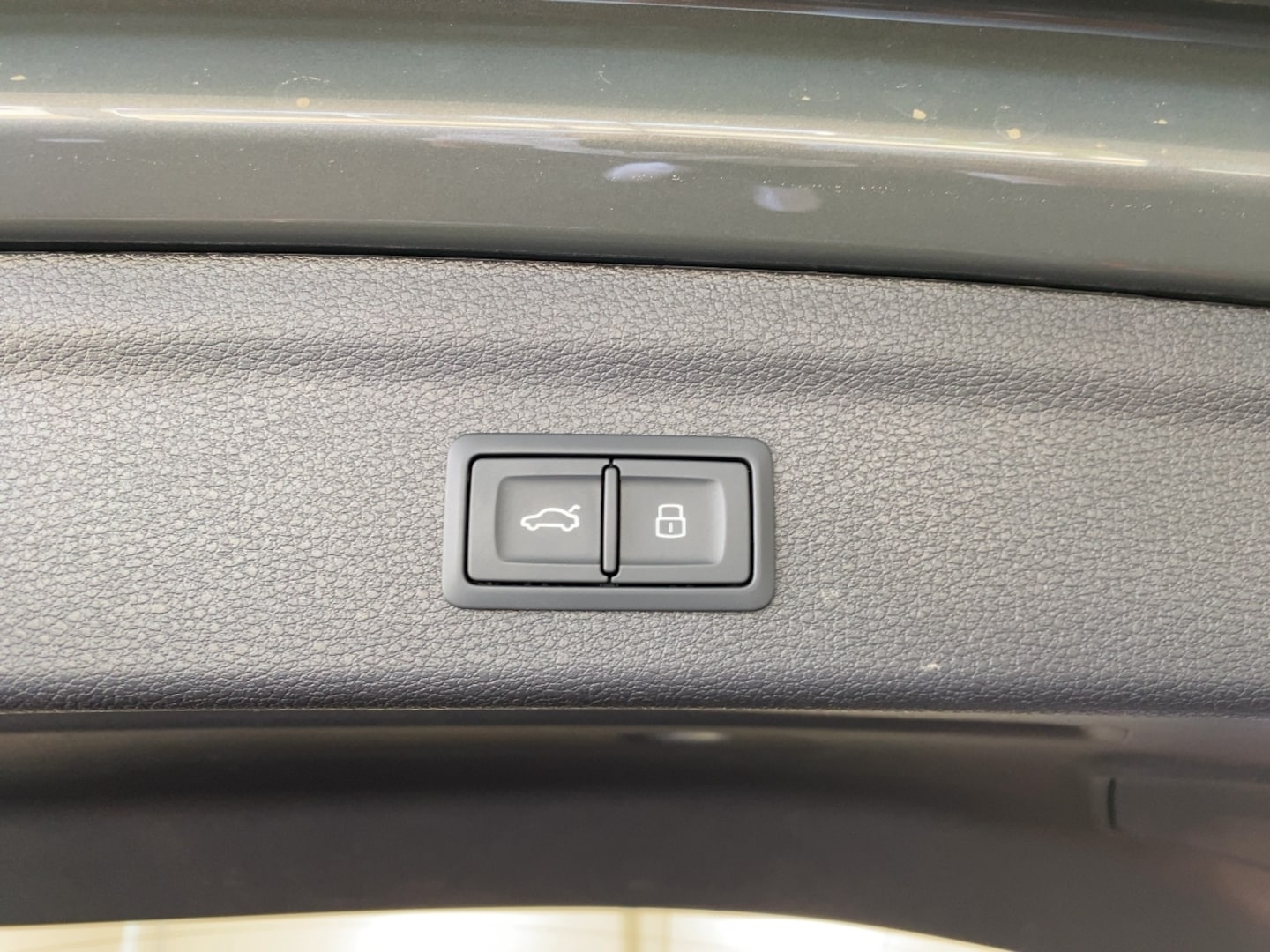 Bild über Audi Q3 40 TFSI quattro S tronic - für weitere Informationen kontaktieren Sie den Audi Partner