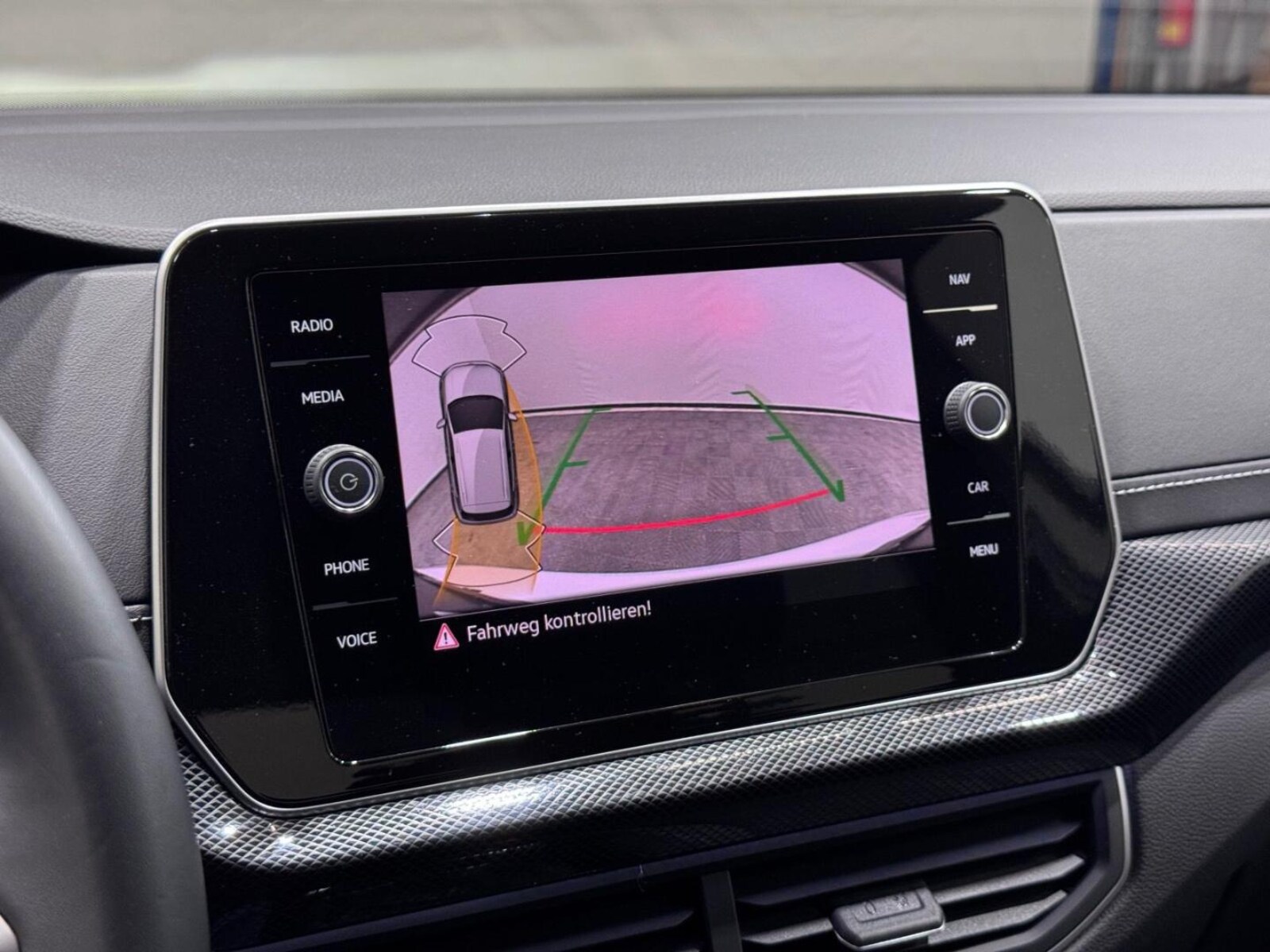 Volkswagen T-Cross – Bild 9