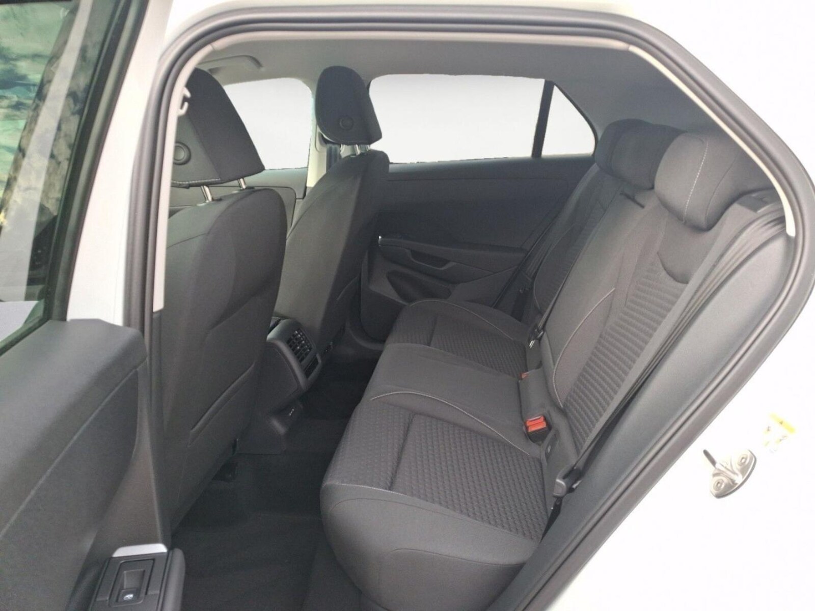Volkswagen T-Roc – Bild 12