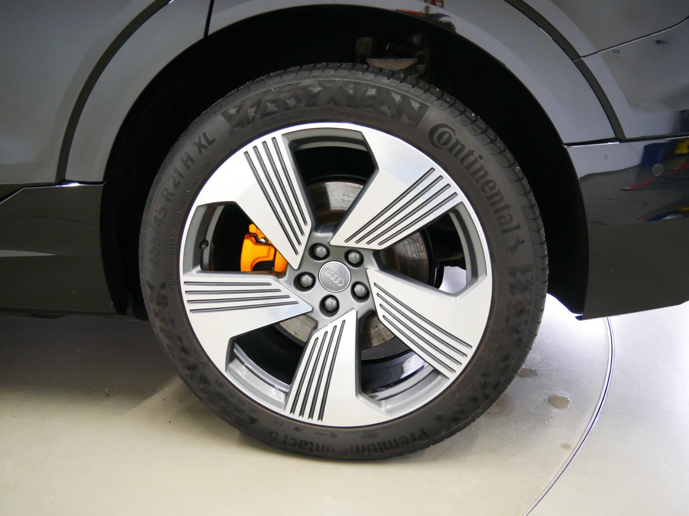 Image about Audi e-tron S line 55 quattro