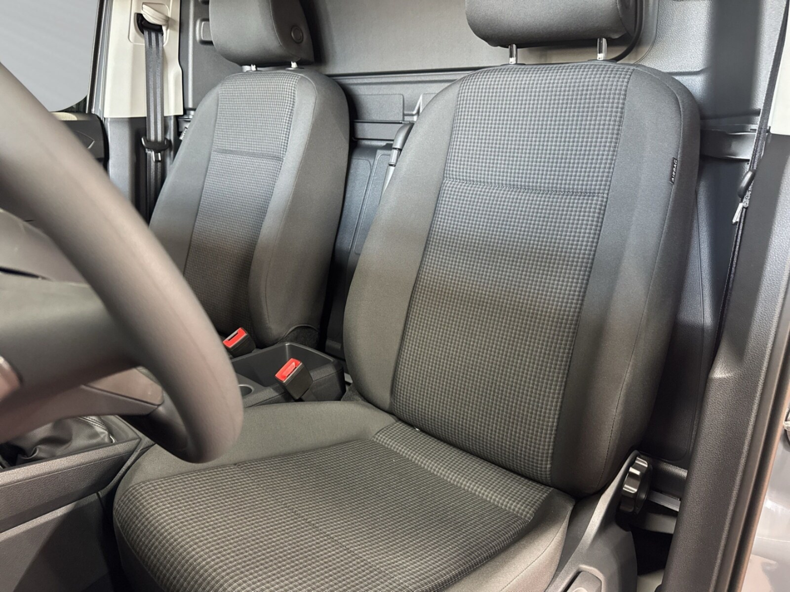 Volkswagen Caddy Maxi Cargo – Bild 9