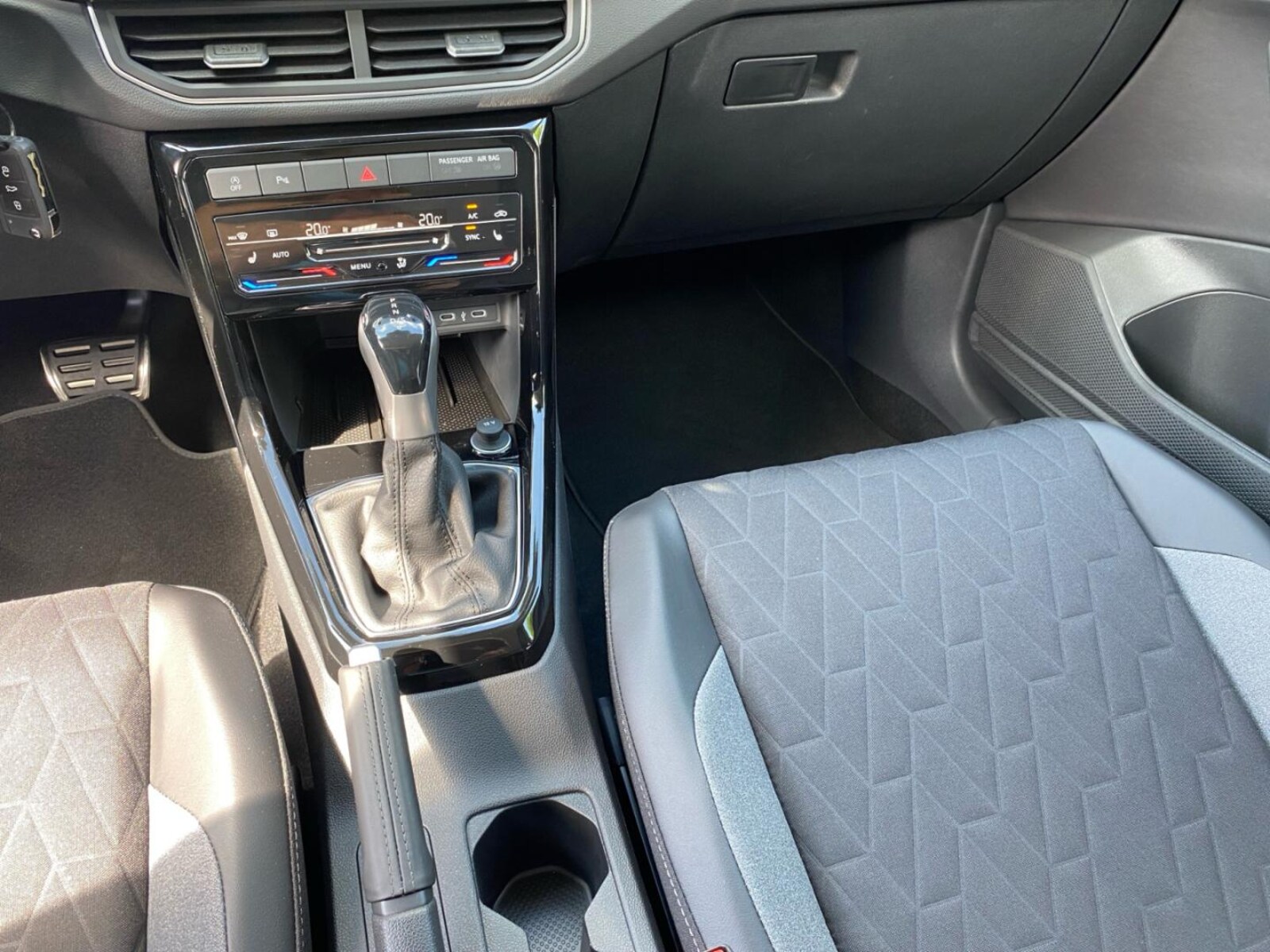 Volkswagen T-Cross – Bild 7