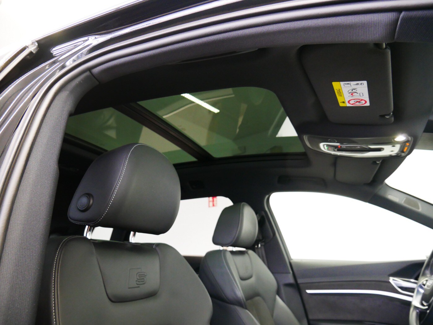 Image about Audi e-tron S line 55 quattro