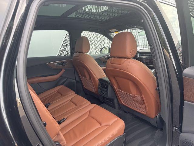 2025 Audi Q7 Premium Plus - Photo 12