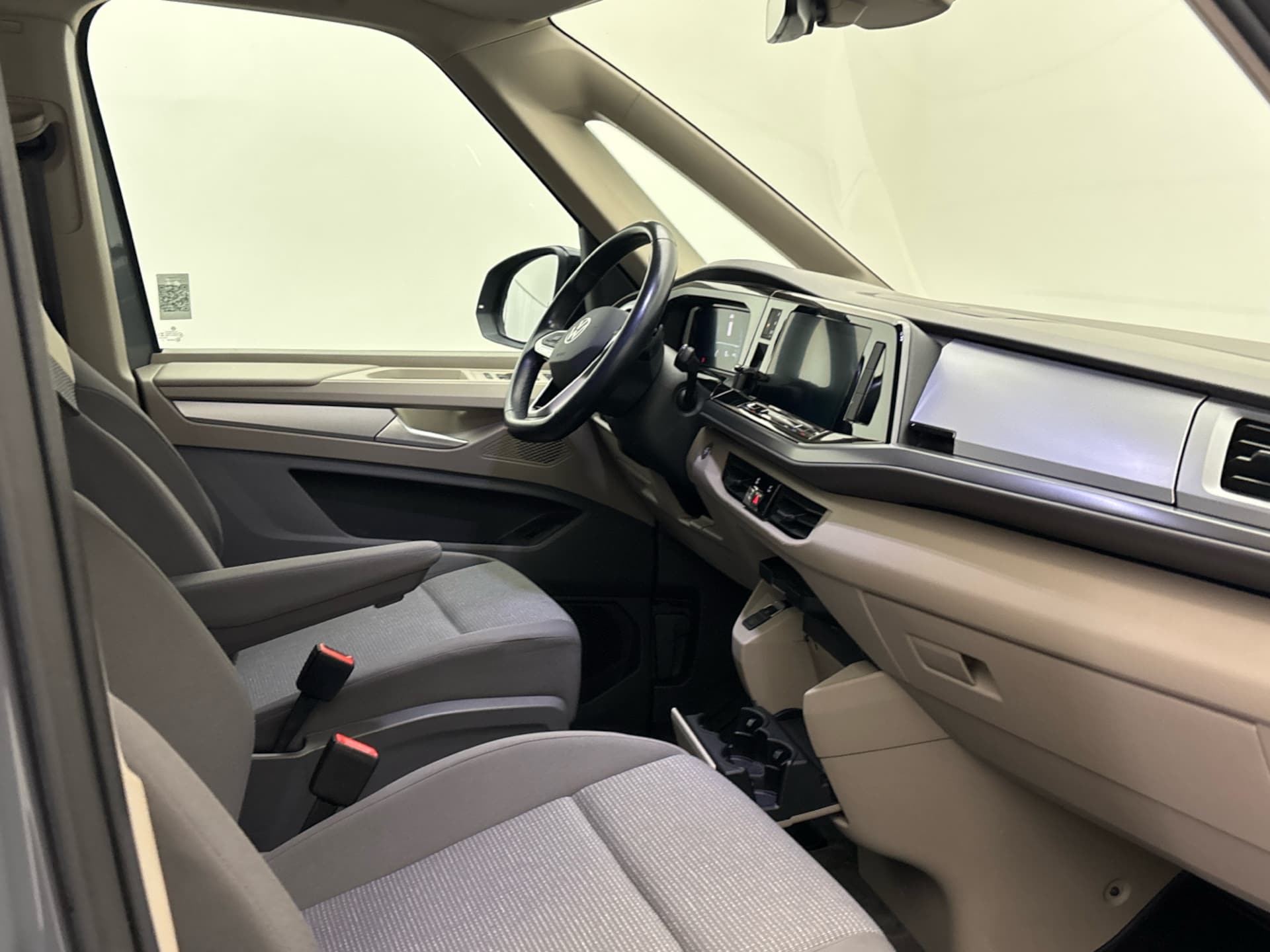 Volkswagen Multivan Basis-Modell